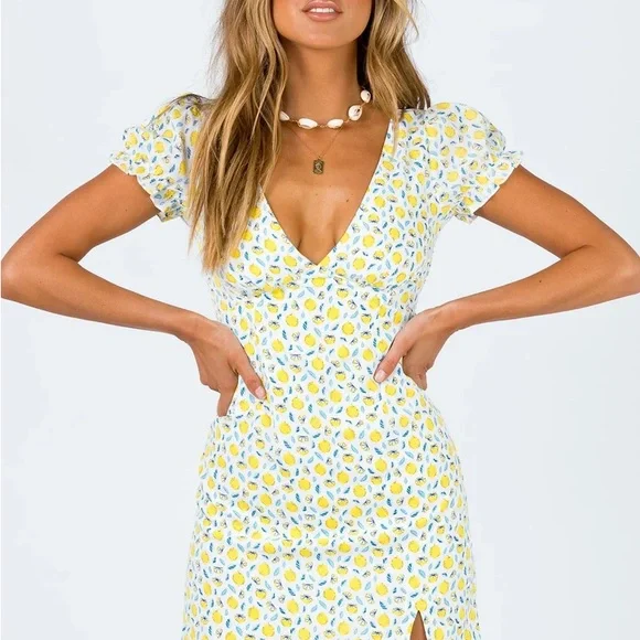 Princess Polly Yellow and White Lemon Dress - Picture 2 of 3